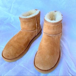 Ugg CLASSIC MINI II BOOT Chestnut size 8
